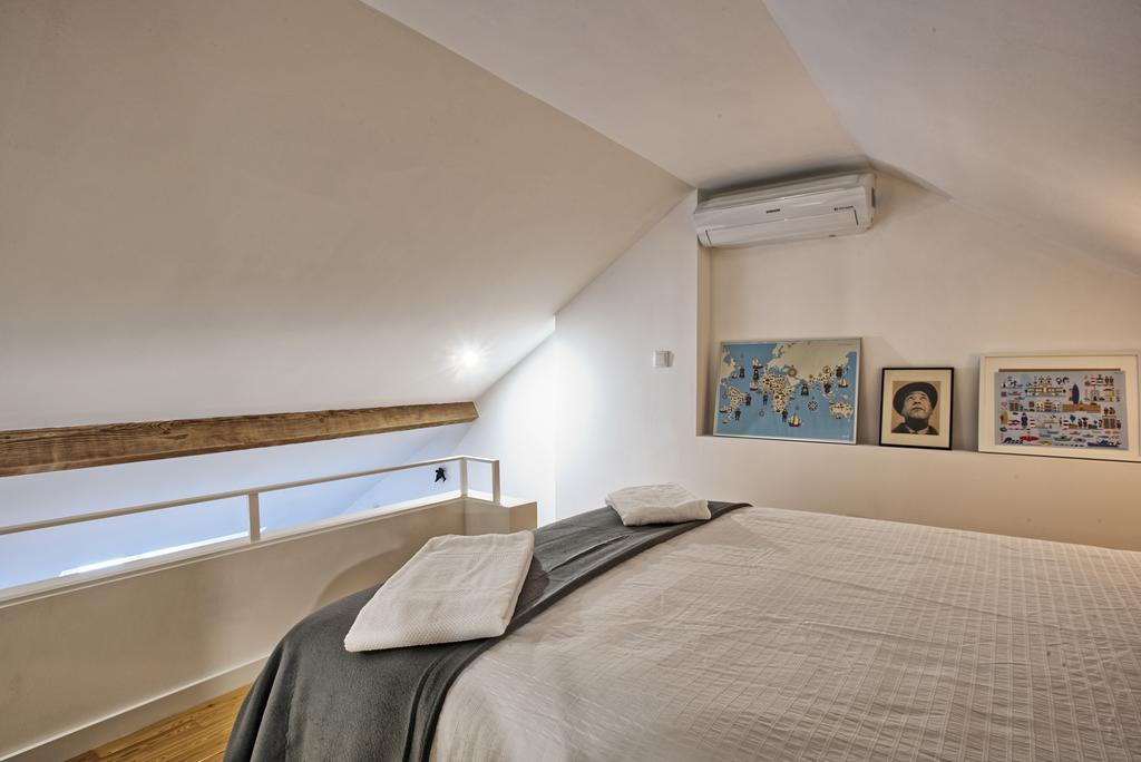 Downtown Boutique Duplex Apartment Lisboa Екстериор снимка